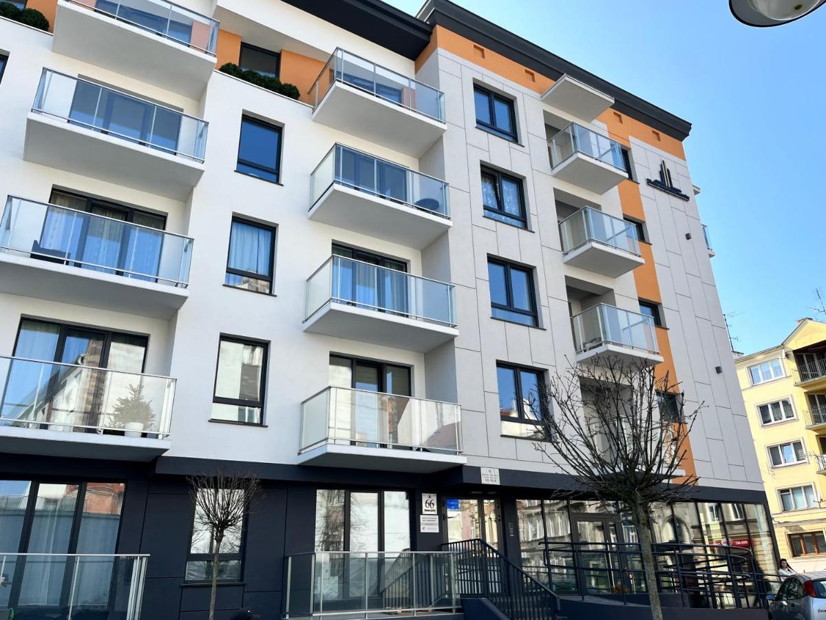 Zlote Apartamenty 36 Legnica Esterno foto
